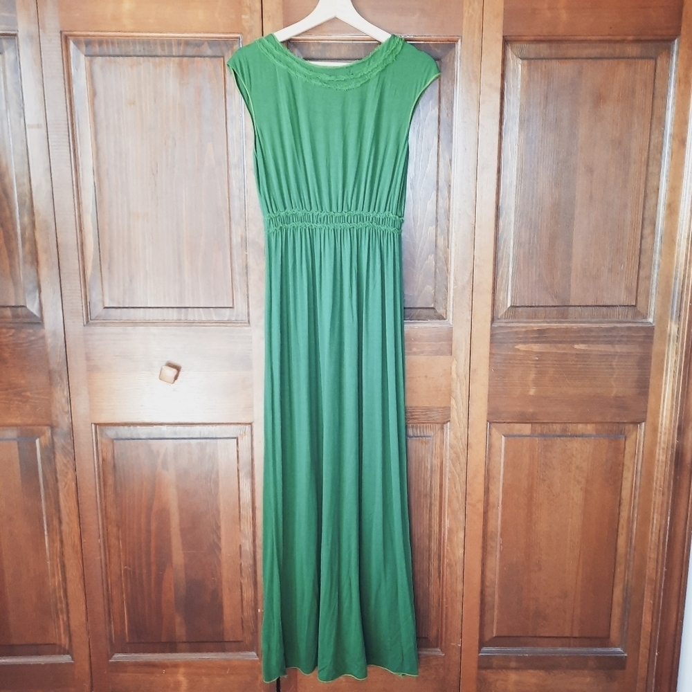 🛍 Max Studio Kelly Green Sleeveless Flower Applique Maxi Dress Size Medium - Picture 8 of 10